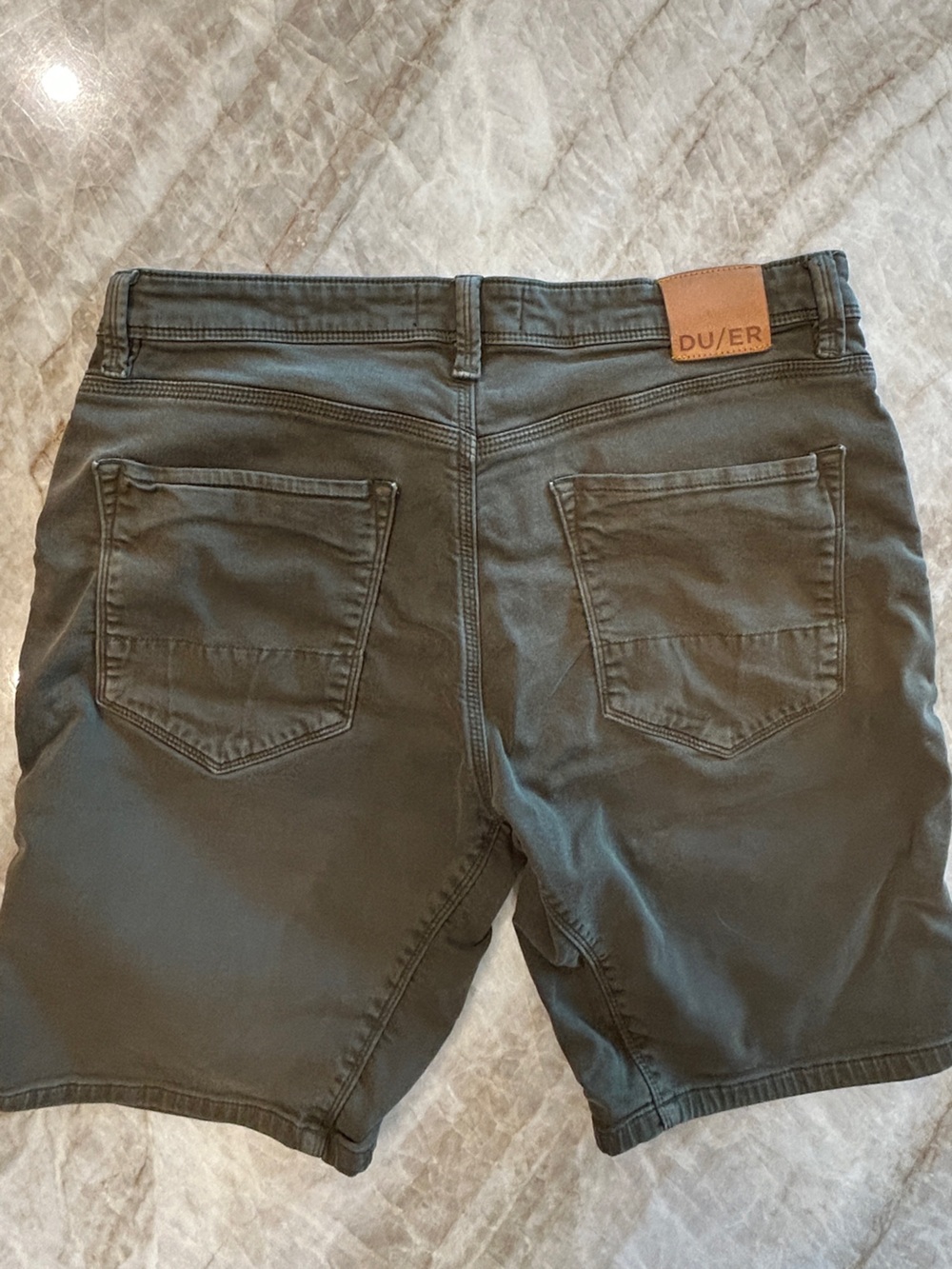 DU/ER Men's Flat Front Shorts in Olive